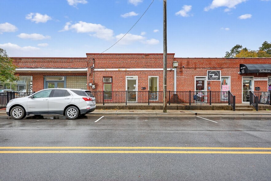 More Photos Of 200-204 N Arendell ave, Zebulon General Retail For Sale
