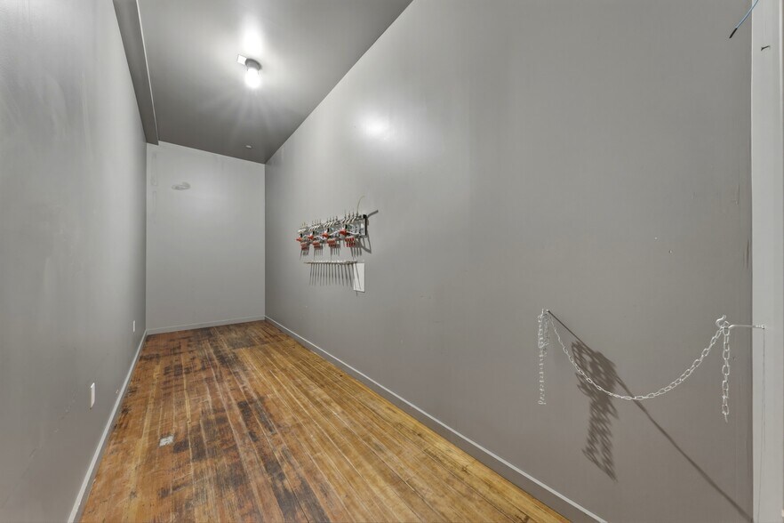 More Photos Of 214-226 E Main st, Walla Walla General Retail For Sale