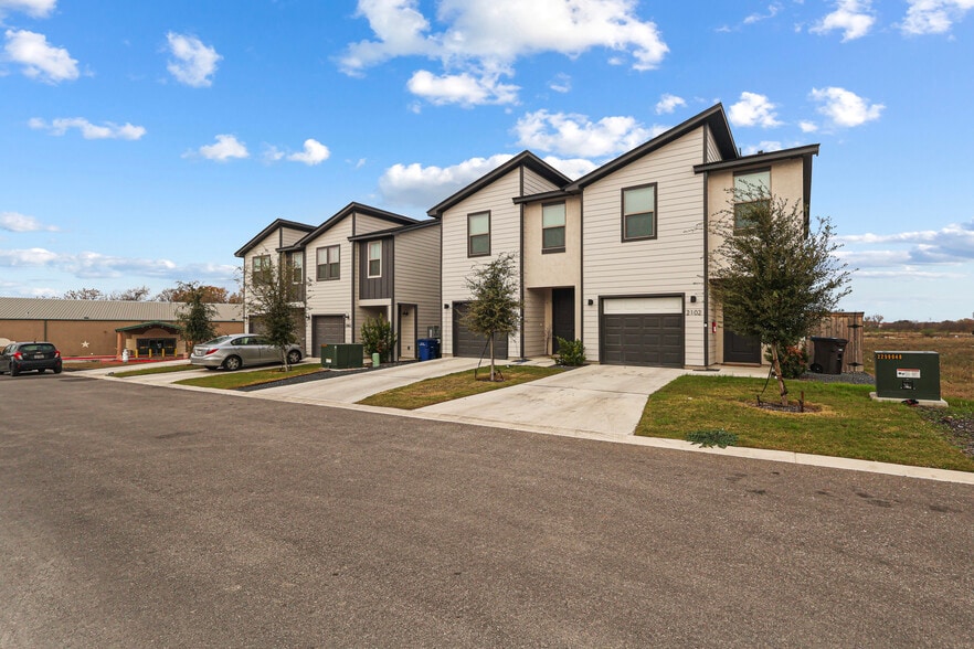 Primary Photo Of , San Antonio Multifamily For Sale