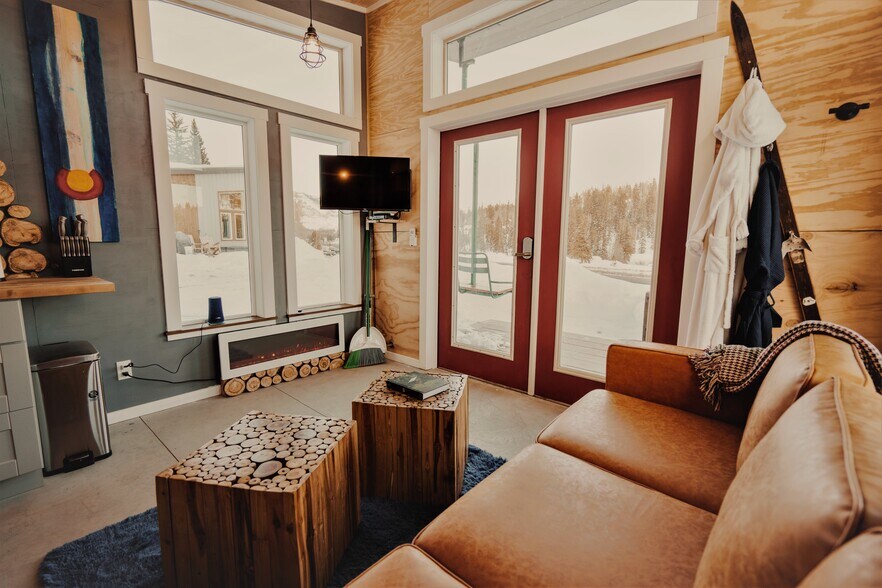 More Photos Of 48721 Highway 550, Durango Specialty For Sale