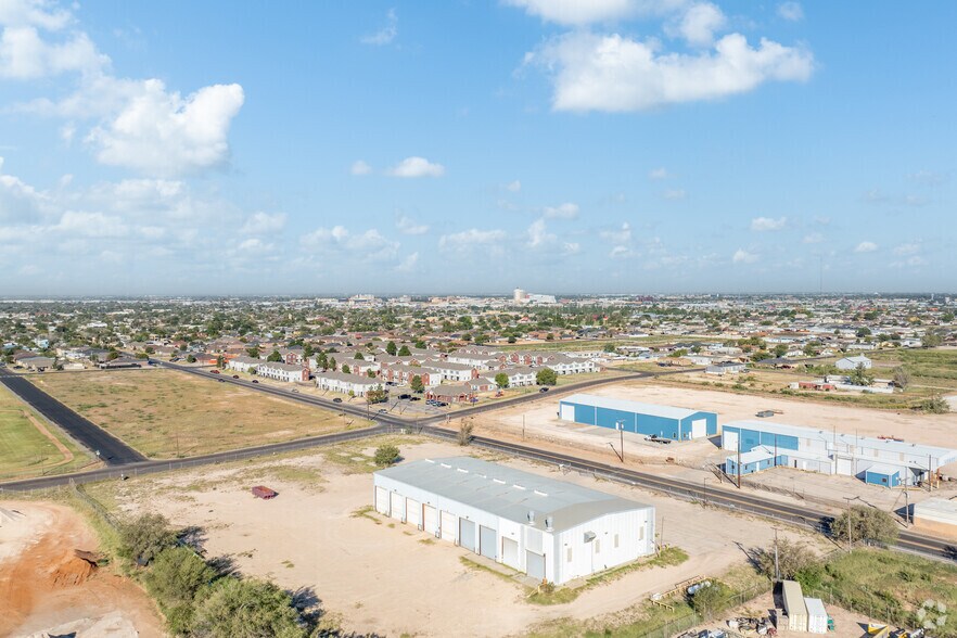 More Photos Of 1550 Laredo Dr, Odessa Warehouse For Sale
