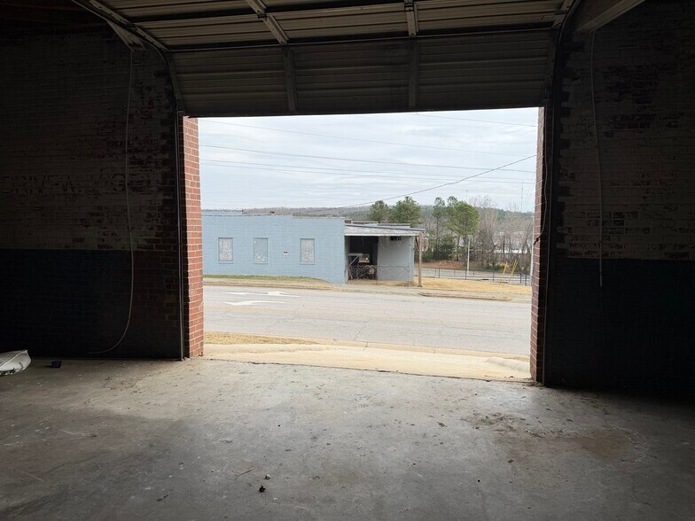 More Photos Of 141 Depot St, Roxboro Office For Lease