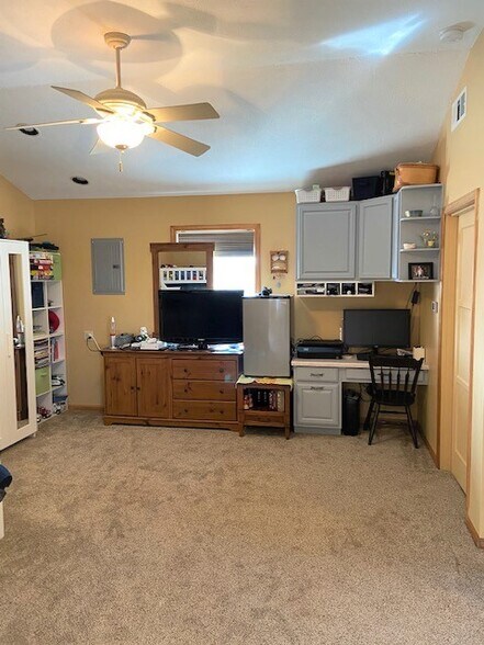 More Photos Of 8721 Old US Highway 52 W, West Lafayette Warehouse For Sale