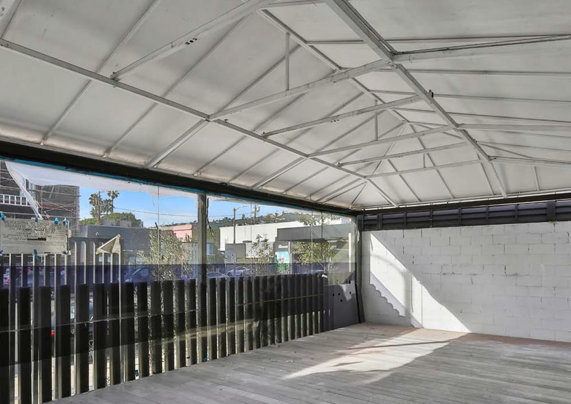 More Photos Of 730 N La Cienega Blvd, Los Angeles Restaurant For Lease