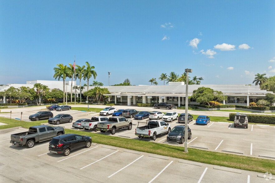 More Photos Of 3910-3980 RCA Blvd, Palm Beach Gardens Office For Lease