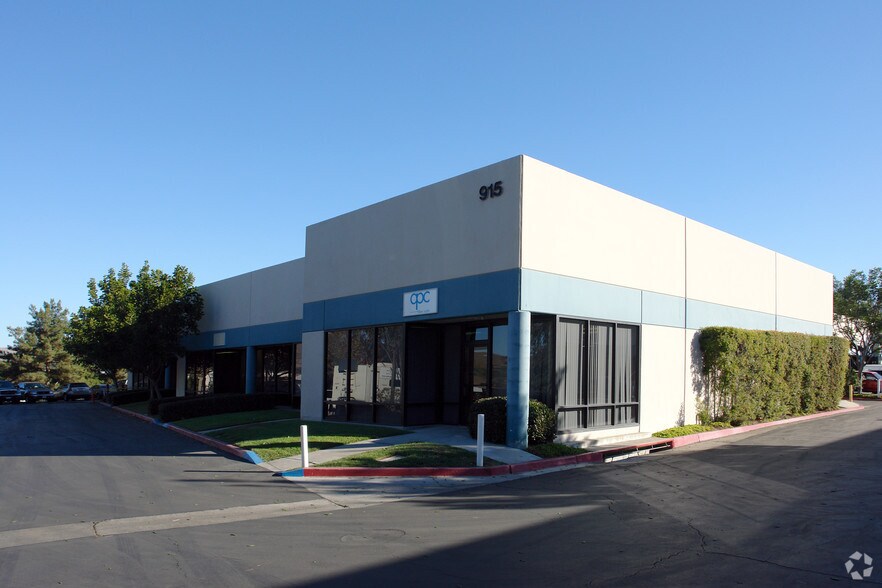 More Photos Of 915 Calle Amanecer, San Clemente Manufacturing For Lease