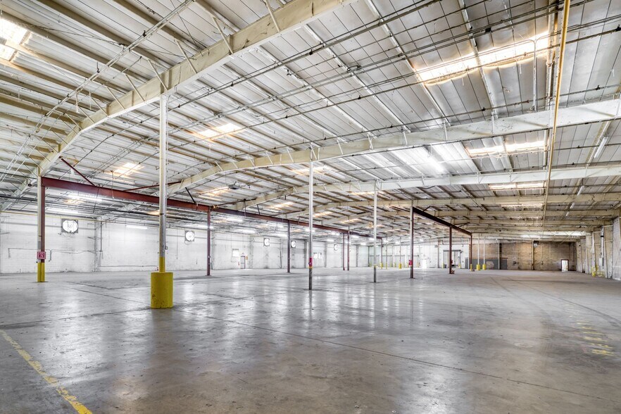 More Photos Of 3314 Dug Gap Rd rd, Dalton Manufacturing For Sale