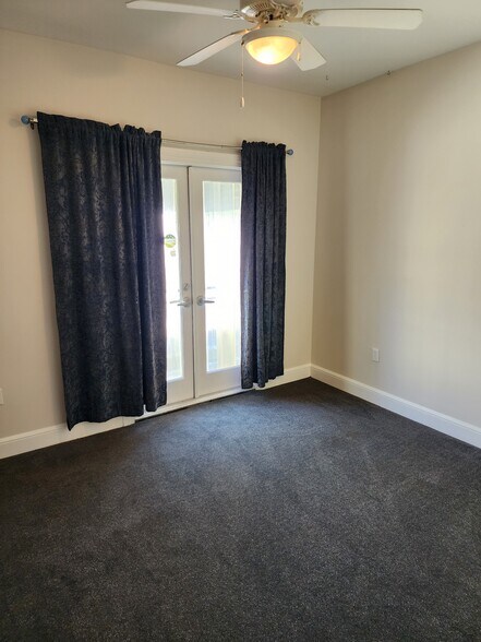 More Photos Of 3001 W Azeele St, Tampa Office For Lease