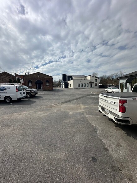 More Photos Of , Petersburg Unknown For Sale