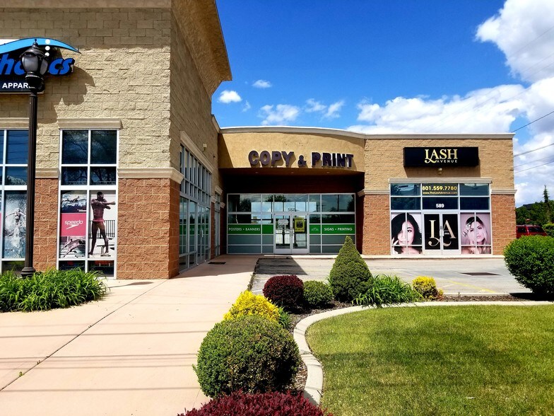 More Photos Of 579-589 E Fort Union Blvd, Midvale Storefront Retail Office For Lease