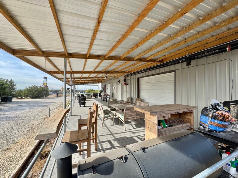 More Photos Of 8895 US-67 Hwy, Cleburne Trailer Camper Park For Sale