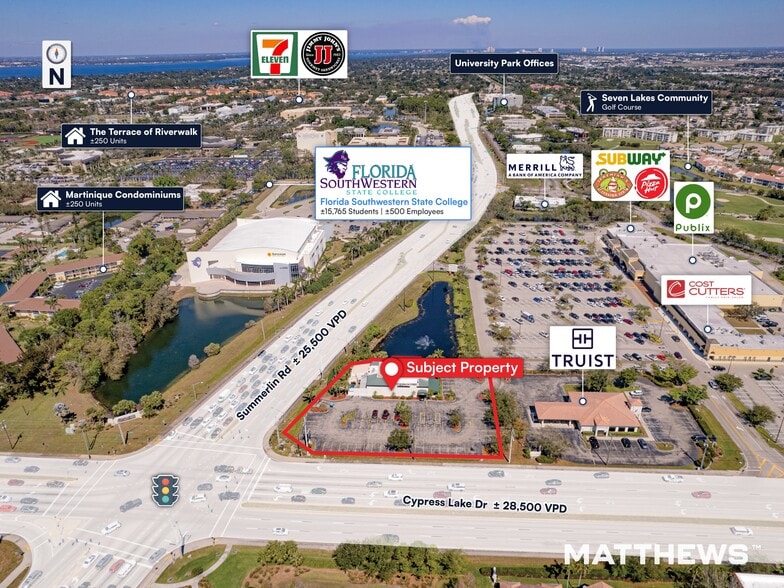 More Photos Of 7790 Cypress Lake Dr, Fort Myers Restaurant For Sale