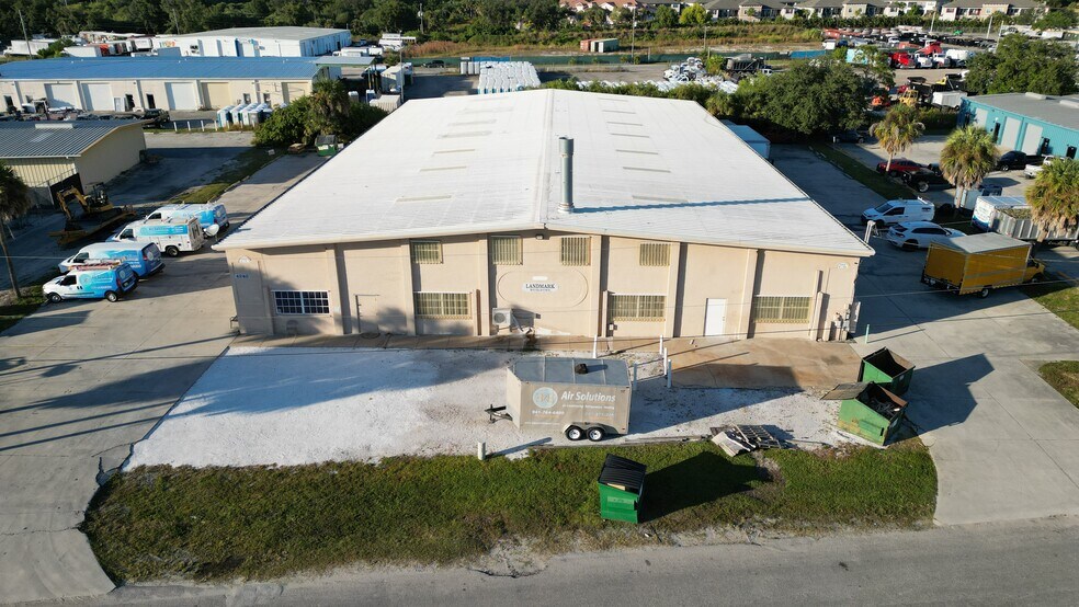 Primary Photo Of 4240 James St, Port Charlotte Service For Lease