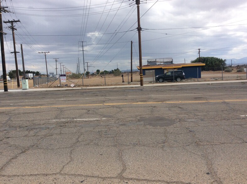 More Photos Of 11559 Bartlett Ave, Adelanto Land For Sale