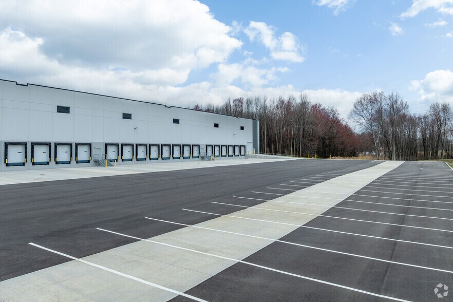 More Photos Of 524 Route 130, Hamilton Distribution For Lease