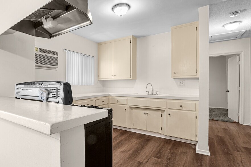 More Photos Of 144-168 E Baseline Rd, San Dimas Apartments For Sale