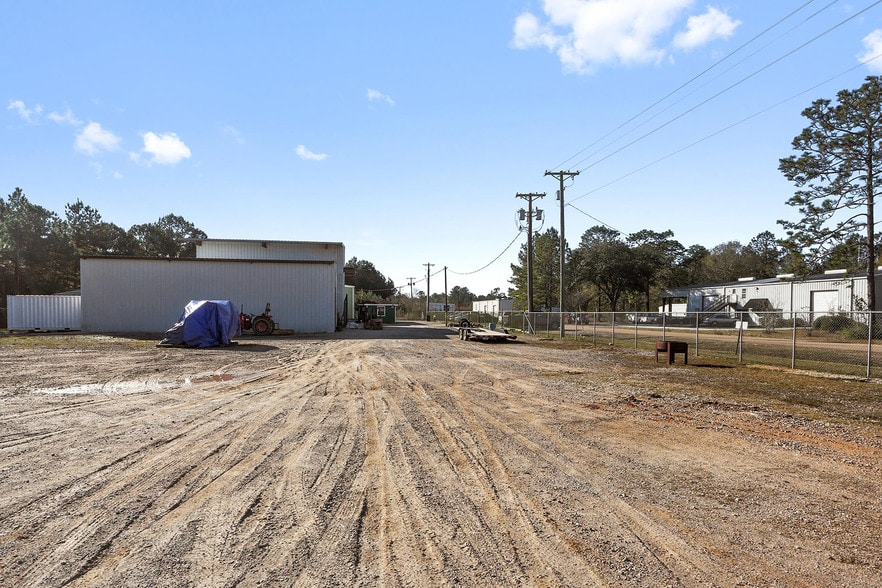 More Photos Of 73526 Bollfield Dr, Covington Industrial For Sale