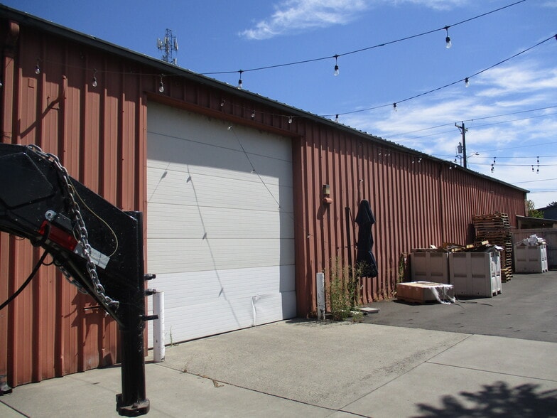 More Photos Of 635 N 13th Ave, Walla Walla Winery Vineyard For Sale