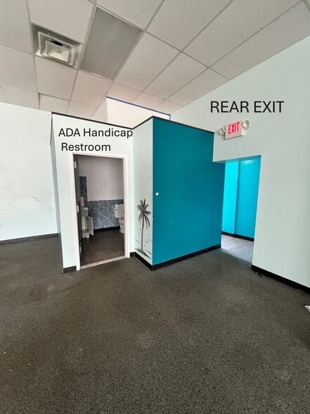 More Photos Of 2155 Jericho Tpke, Commack Medical For Lease