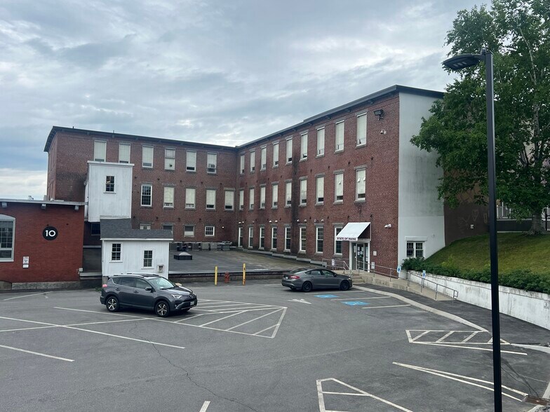 More Photos Of 15 York St, Biddeford Multifamily For Sale