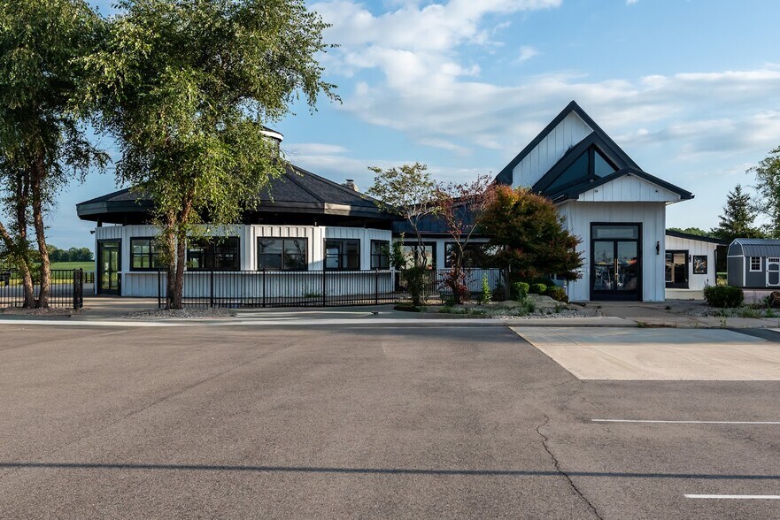 Primary Photo Of 5800 S State Road 3, Spiceland Restaurant For Sale