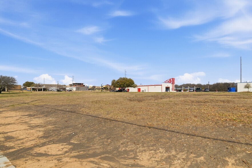 More Photos Of 4109 Industrial Street, Rowlett Land For Sale