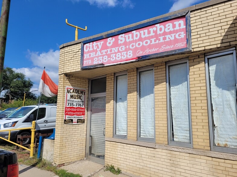 More Photos Of 5546 S Archer Ave, Chicago General Retail For Sale
