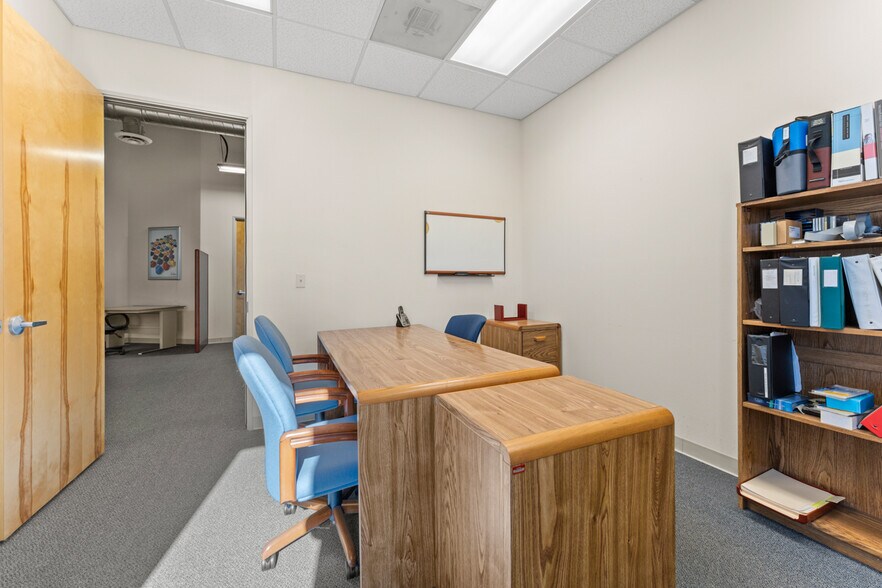 More Photos Of 13765 Alton Pky, Irvine Research And Development For Lease