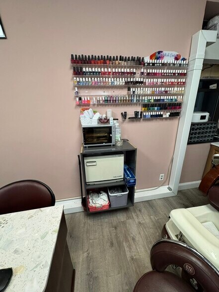 More Photos Of 15 Croton Ave, Ossining Storefront Retail Office For Lease