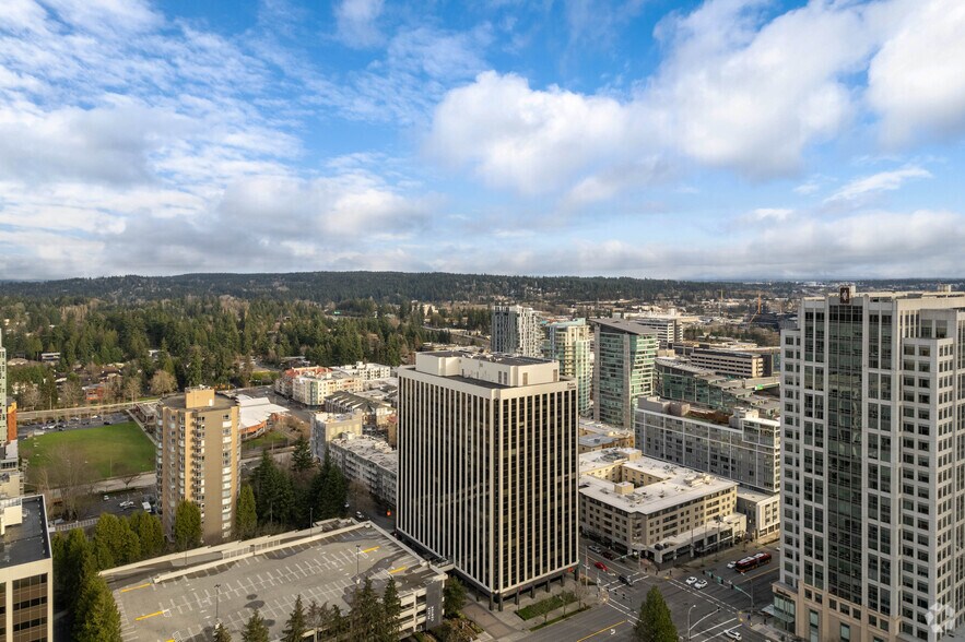 More Photos Of 10900 NE 8th St, Bellevue Office For Lease