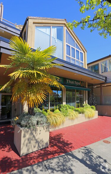 More Photos Of 1867-1873 Marine Dr, West Vancouver Storefront Retail Residential For Sale