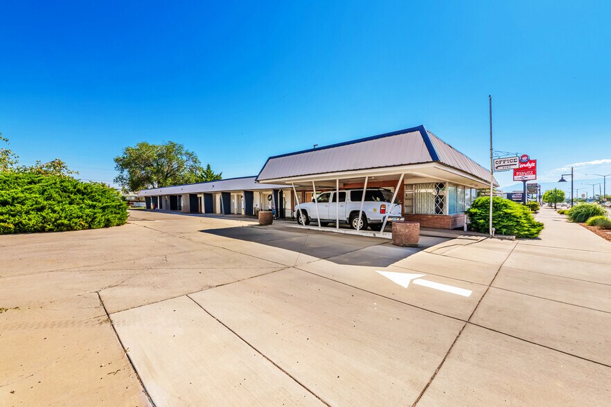 More Photos Of 1940 North Ave, Grand Junction Hotel For Sale