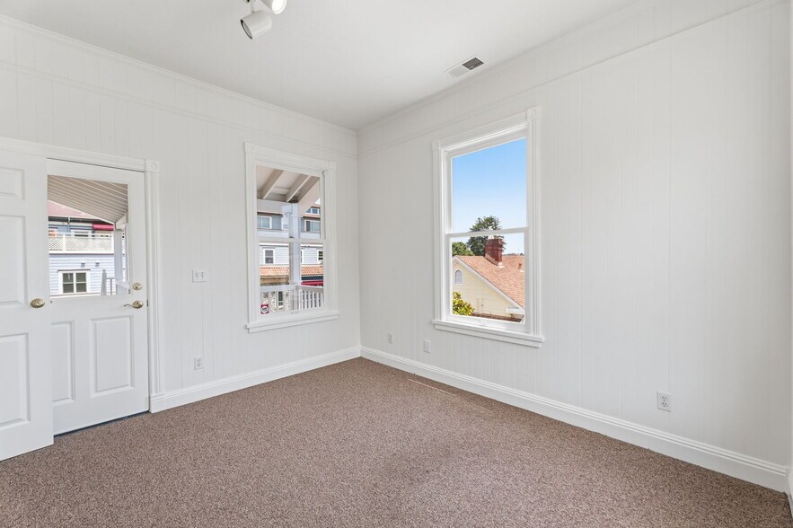 More Photos Of 499-503 Magnolia Ave, Larkspur Storefront Retail Residential For Sale