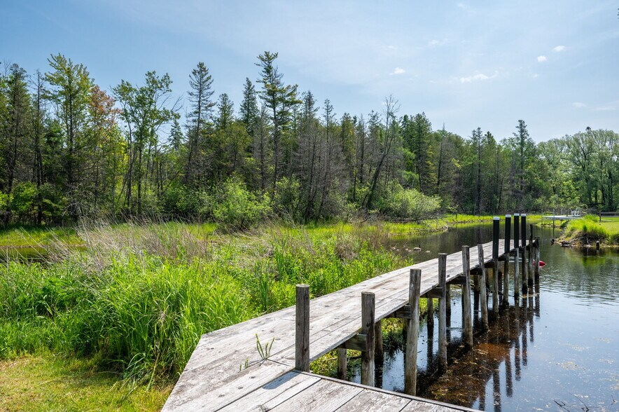 More Photos Of 4084 Main St, Fish Creek Freestanding For Sale