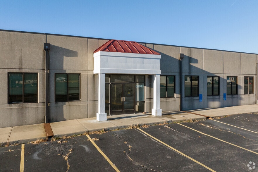 More Photos Of 6801B Longview Rd, Kansas City Warehouse For Lease