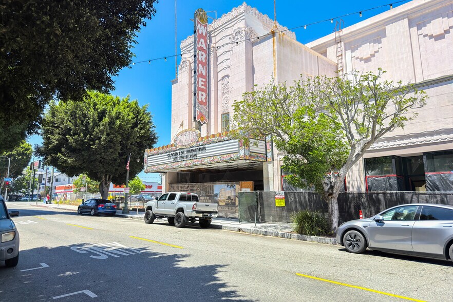 More Photos Of 402 W 5th St, San Pedro General Retail For Sale