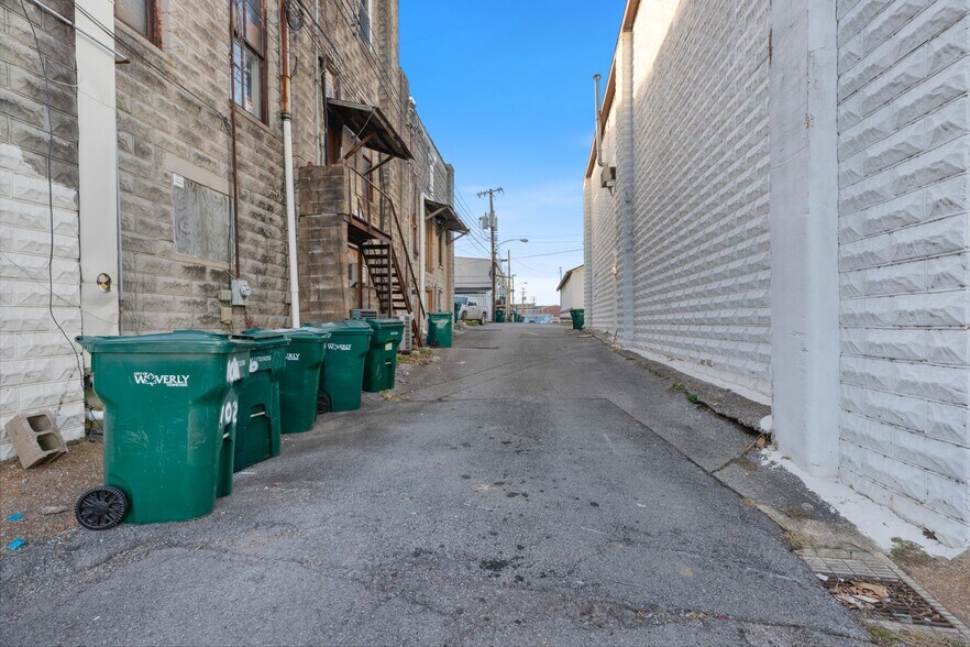 More Photos Of 114 N Church St, Waverly Loft Creative Space For Sale