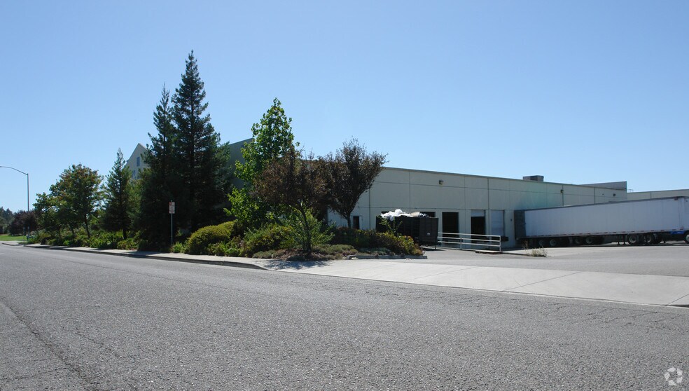 More Photos Of 75 Mezzetta Ct, American Canyon Warehouse For Sale