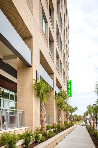 More Photos Of 10 Westridge St, Charleston Apartments For Sale