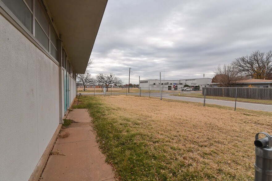 More Photos Of 4403 Phillips Dr, Wichita Falls Religious Facility For Sale