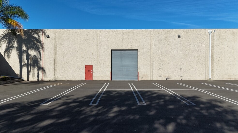 More Photos Of 9550 Hermosa Ave, Rancho Cucamonga Warehouse For Sale