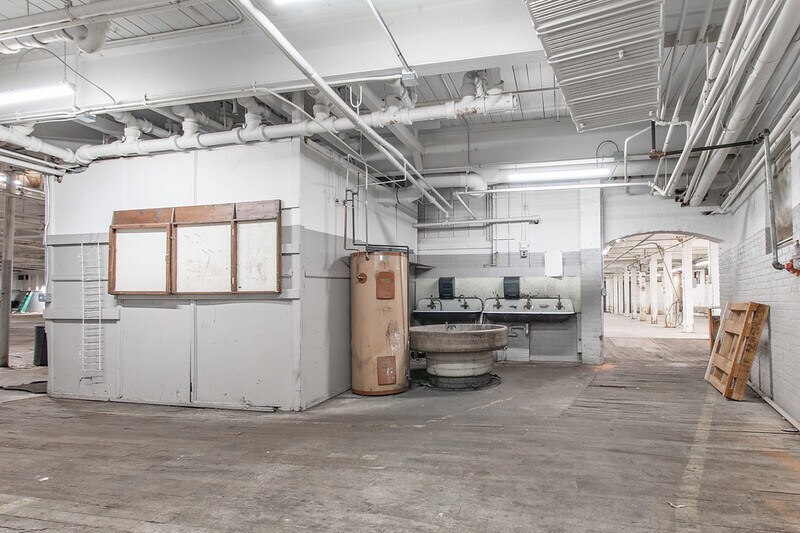 More Photos Of 52 Norwood St, Torrington Manufacturing For Sale