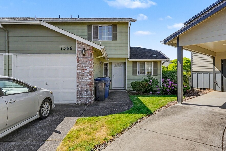 More Photos Of 1364 Northern Heights Loop, Keizer Multifamily For Sale