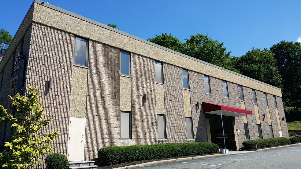 More Photos Of 526 Bloomfield Ave, Caldwell Medical For Lease