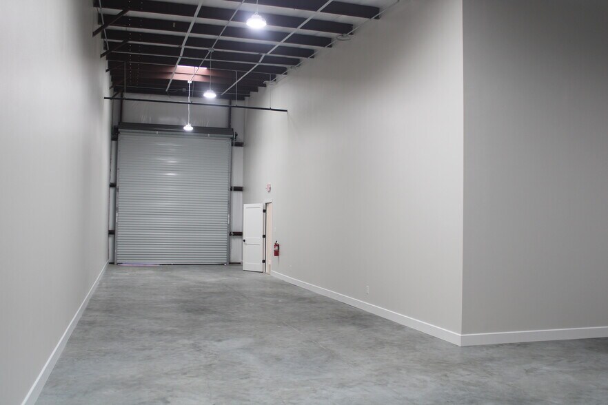 More Photos Of 21631 Rhodes Rd, Spring Unknown For Lease