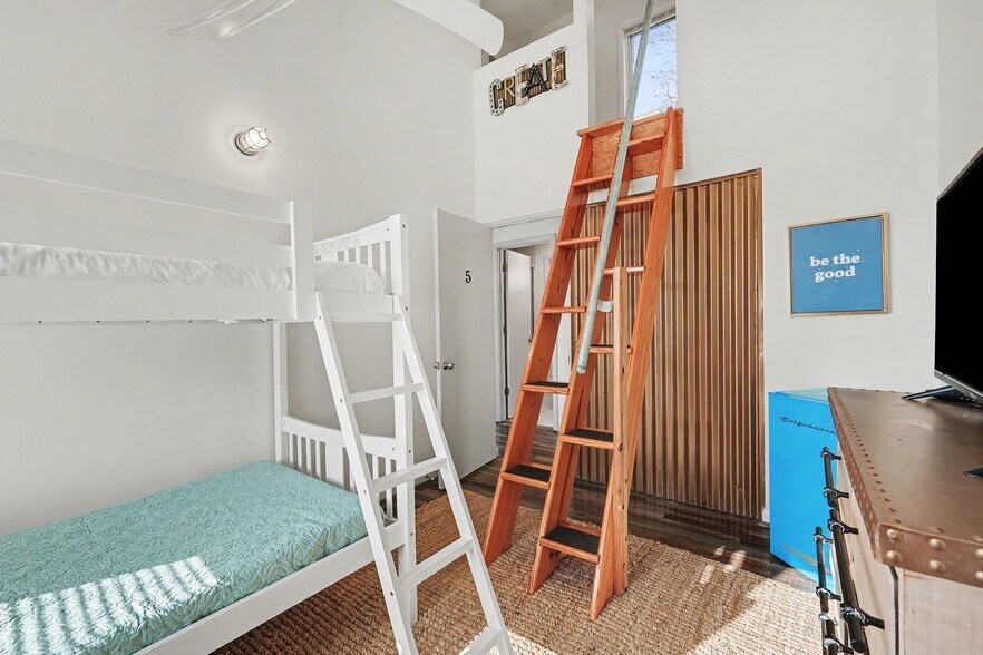 More Photos Of 396 Probasco St, Cincinnati Apartments For Sale