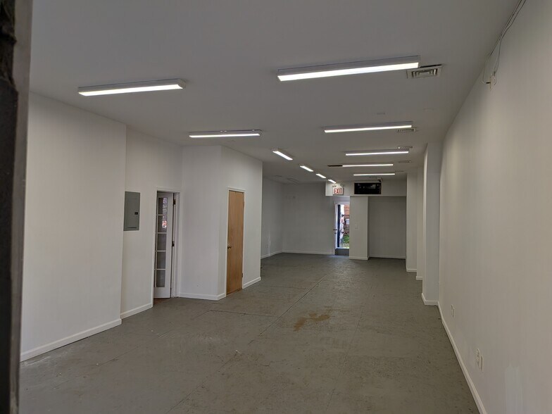 More Photos Of 1450 Flatbush Ave, Brooklyn Storefront Retail Residential For Lease