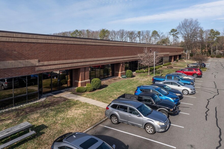 More Photos Of 1450-1470 E Parham Rd, Richmond Unknown For Lease