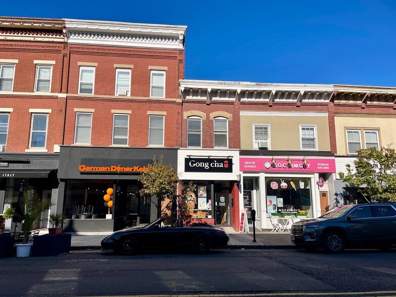 Primary Photo Of 125 E Broad St, Westfield Apartments For Lease