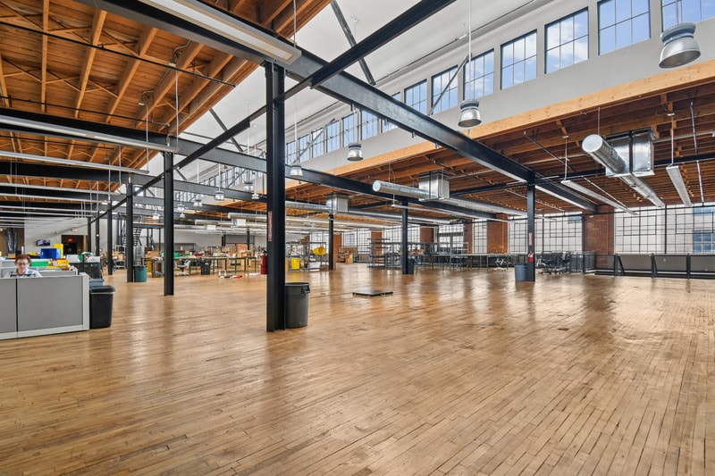 More Photos Of 3840 Bank St, Baltimore Flex For Sale